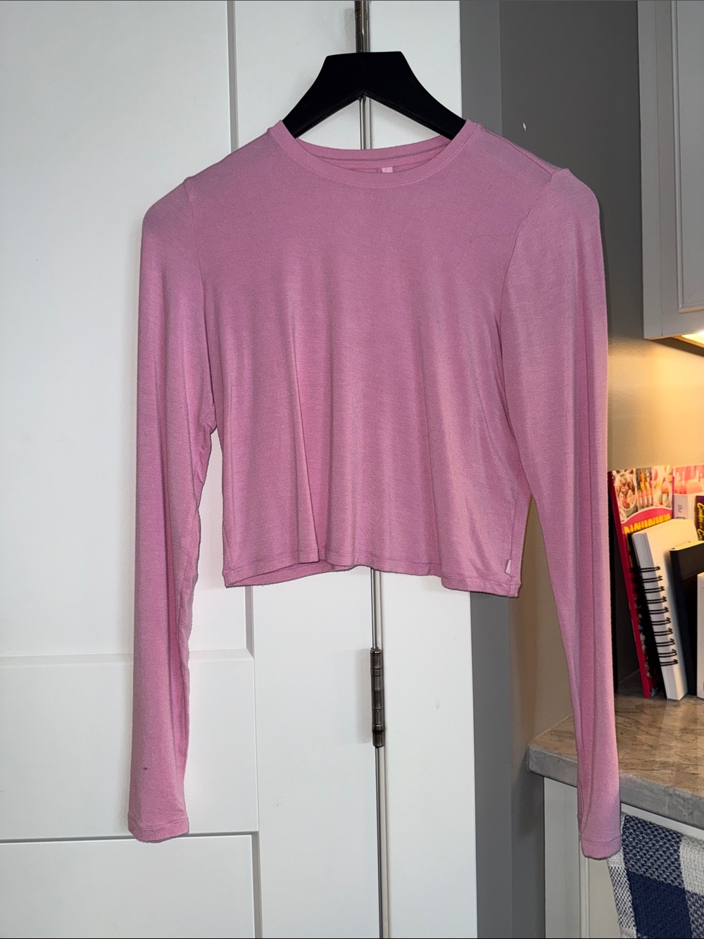 SKIMS Women’s Long-Sleeve Crop Top in Pink